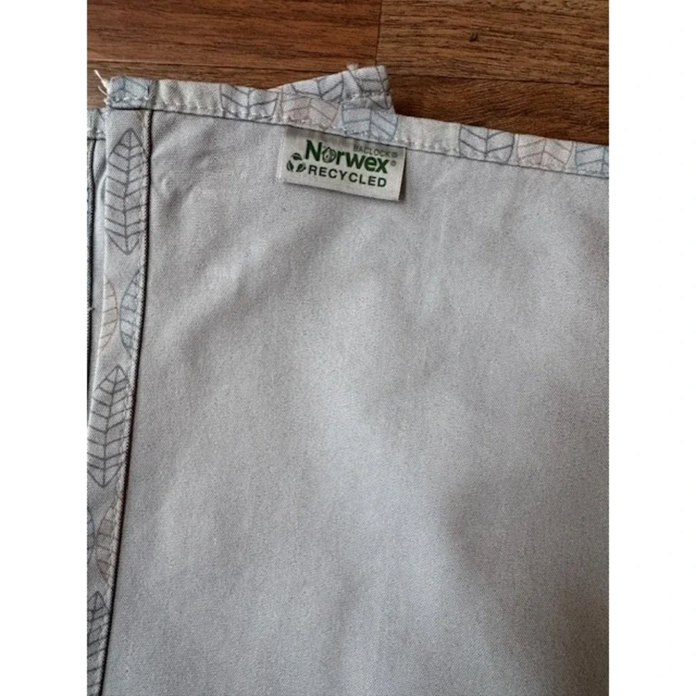 Norwex Cloth Napkins Leaf‎ Leaves Gray Design Fall Dinner Table Set 6 BacLock